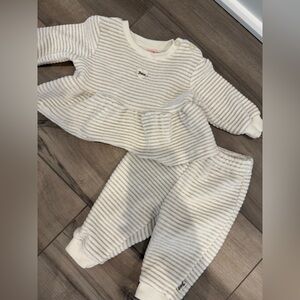 Juicy Couture 0-3 months Striped Cream Baby Outfit
